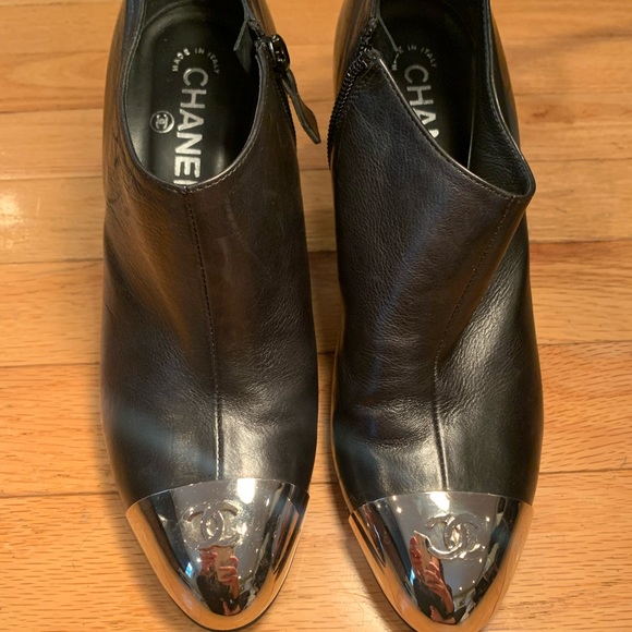 Chanel Silver CC cap toe booties- black - Picture 3 of 5